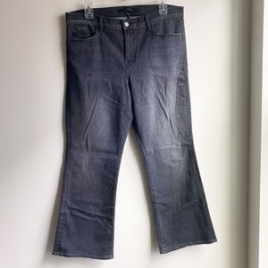 J Brand Selena Mid Rise Crop Jeans in Black Heath